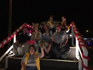 Fellow Lions On The Float At The 2016 Plant City Christmas Parade