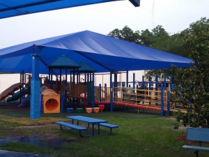 The Plant City Lions Club and Unity in the Community came together to help Willis Peters Exceptional school finish its fundraising goal of $100,000 to build shade covers for its playground and courtyard areas. 